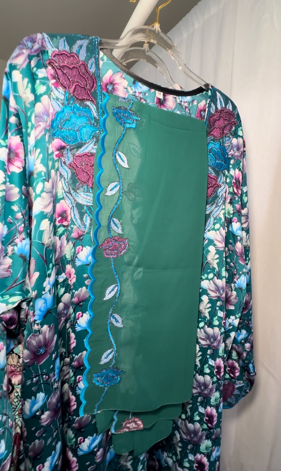 Emerald Charm Mukhawar