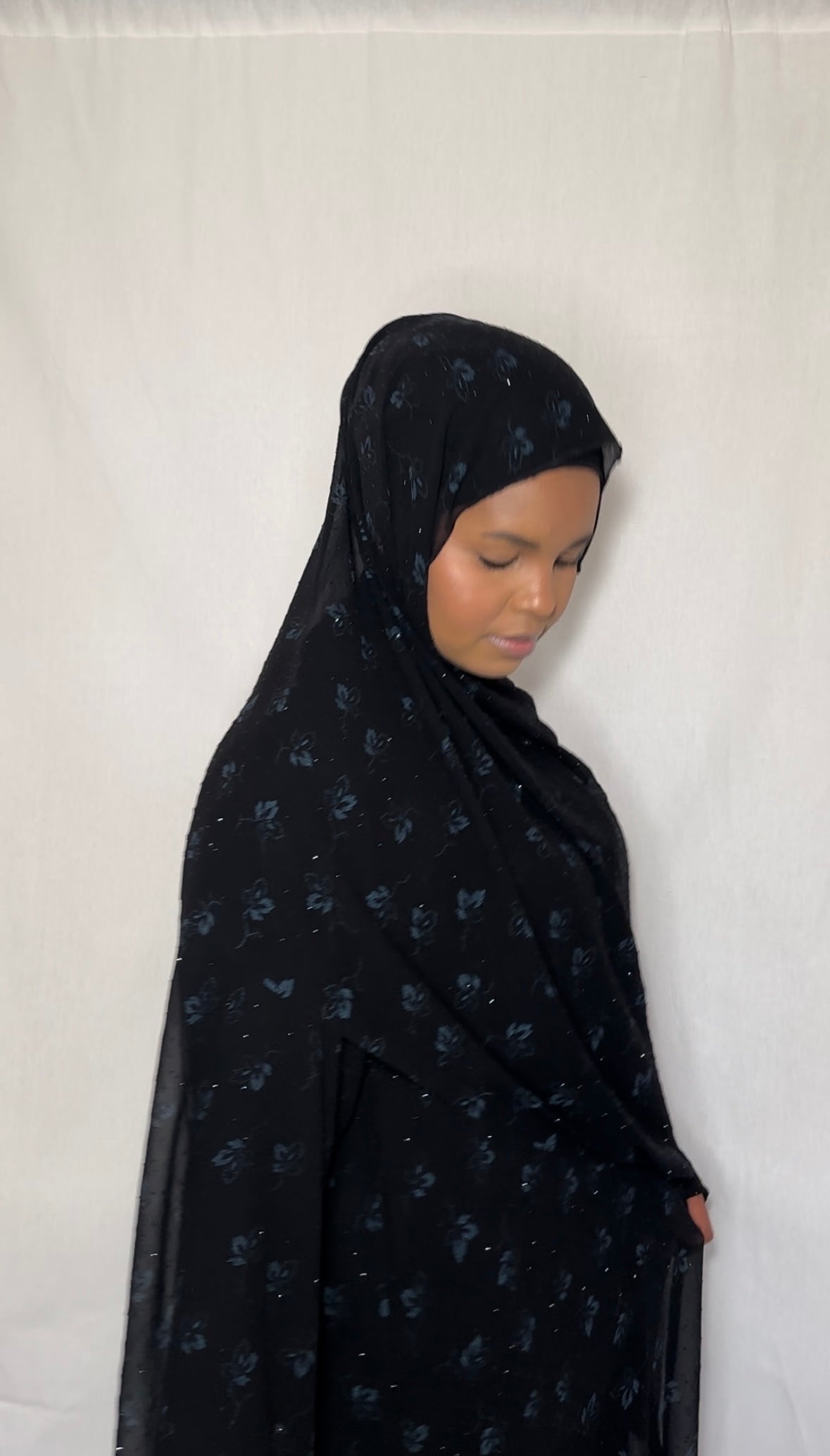 Blue detailed abaya