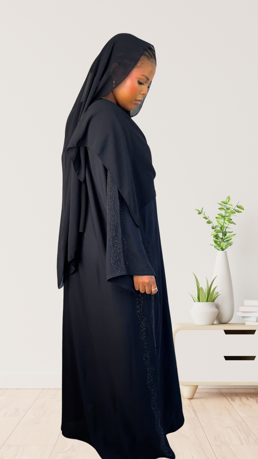 Midnight Elegance Abaya