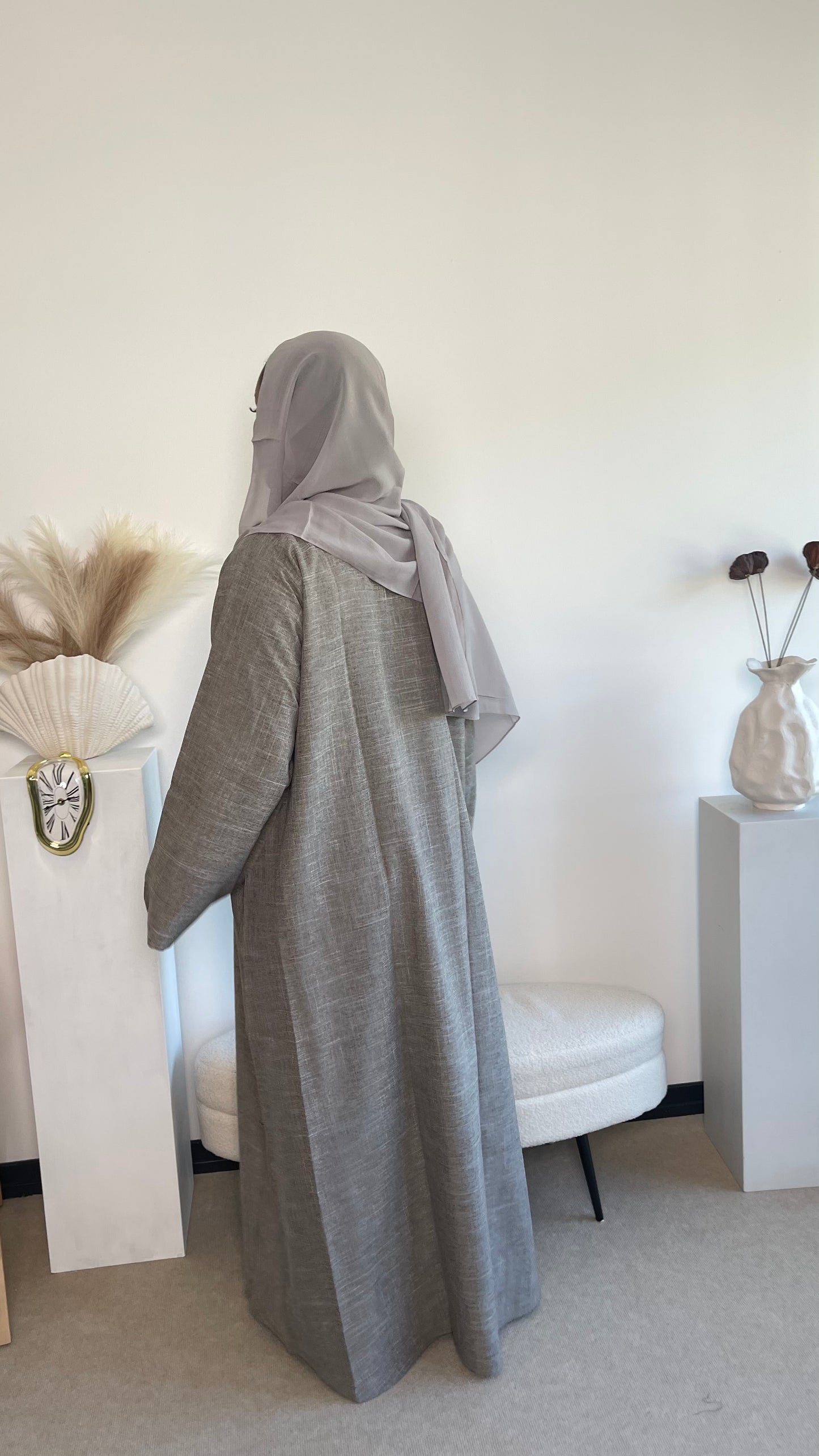 Ash Aura Abaya